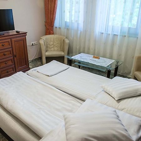 Bl Luxus Apartman Szeged Exterior foto